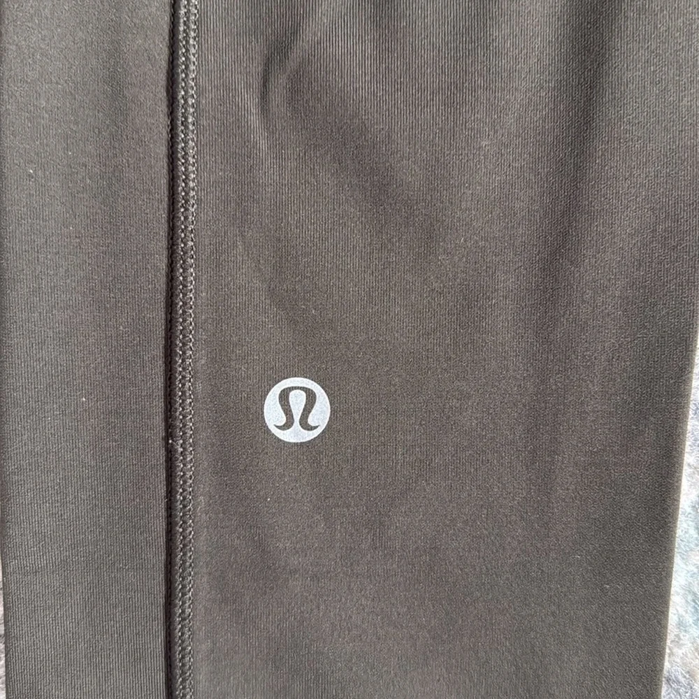 Lululemon Speed Up Tight 28”